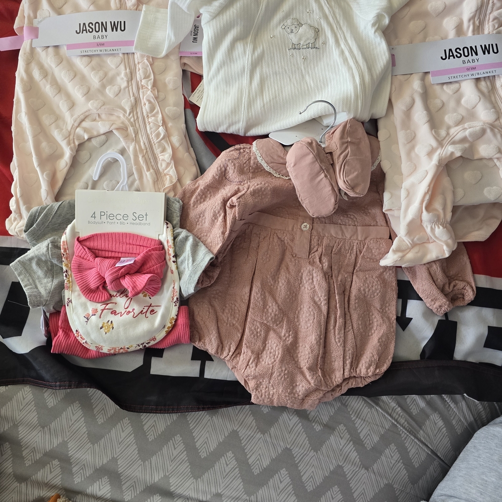 Jason Wu Baby Clothing Set in Pink and White